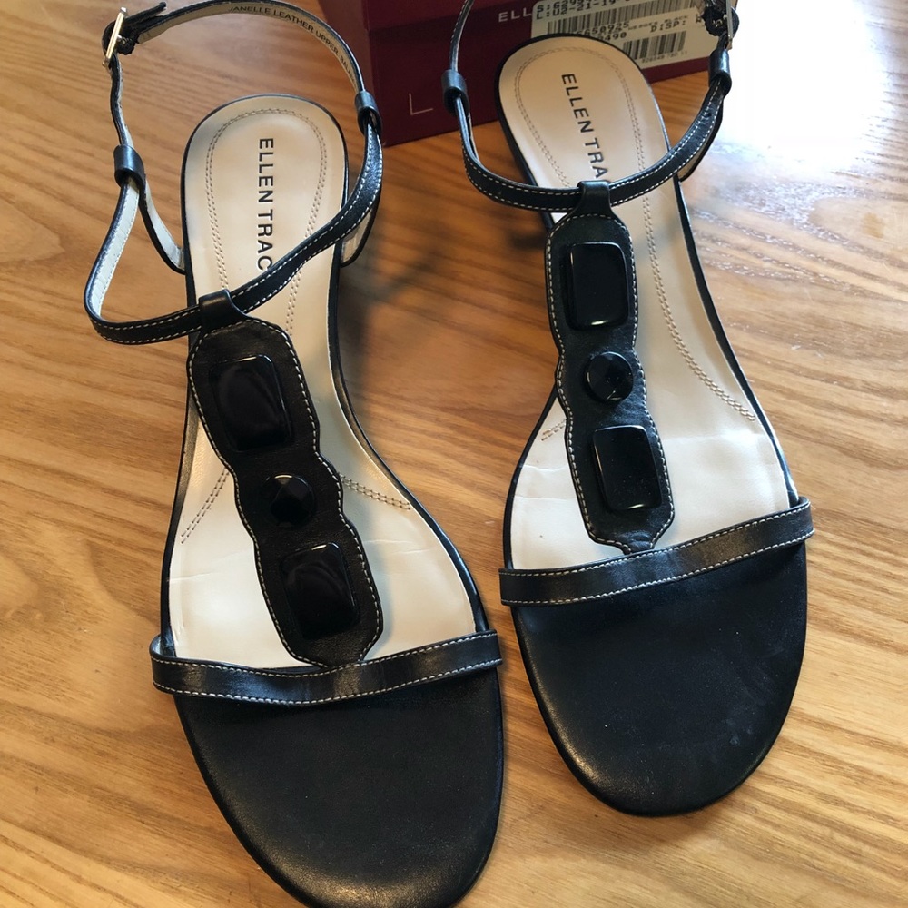 Ellen Tracy size 11 women’s wedge, black